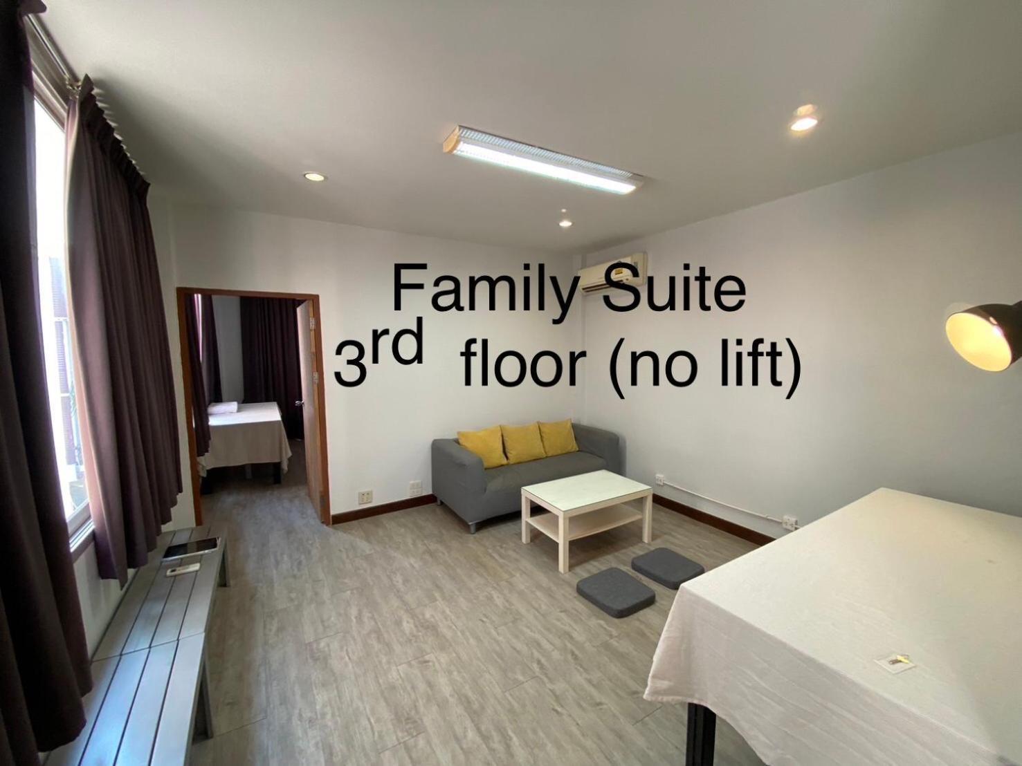 Yaksa Private Hostel Bangkok Bagian luar foto