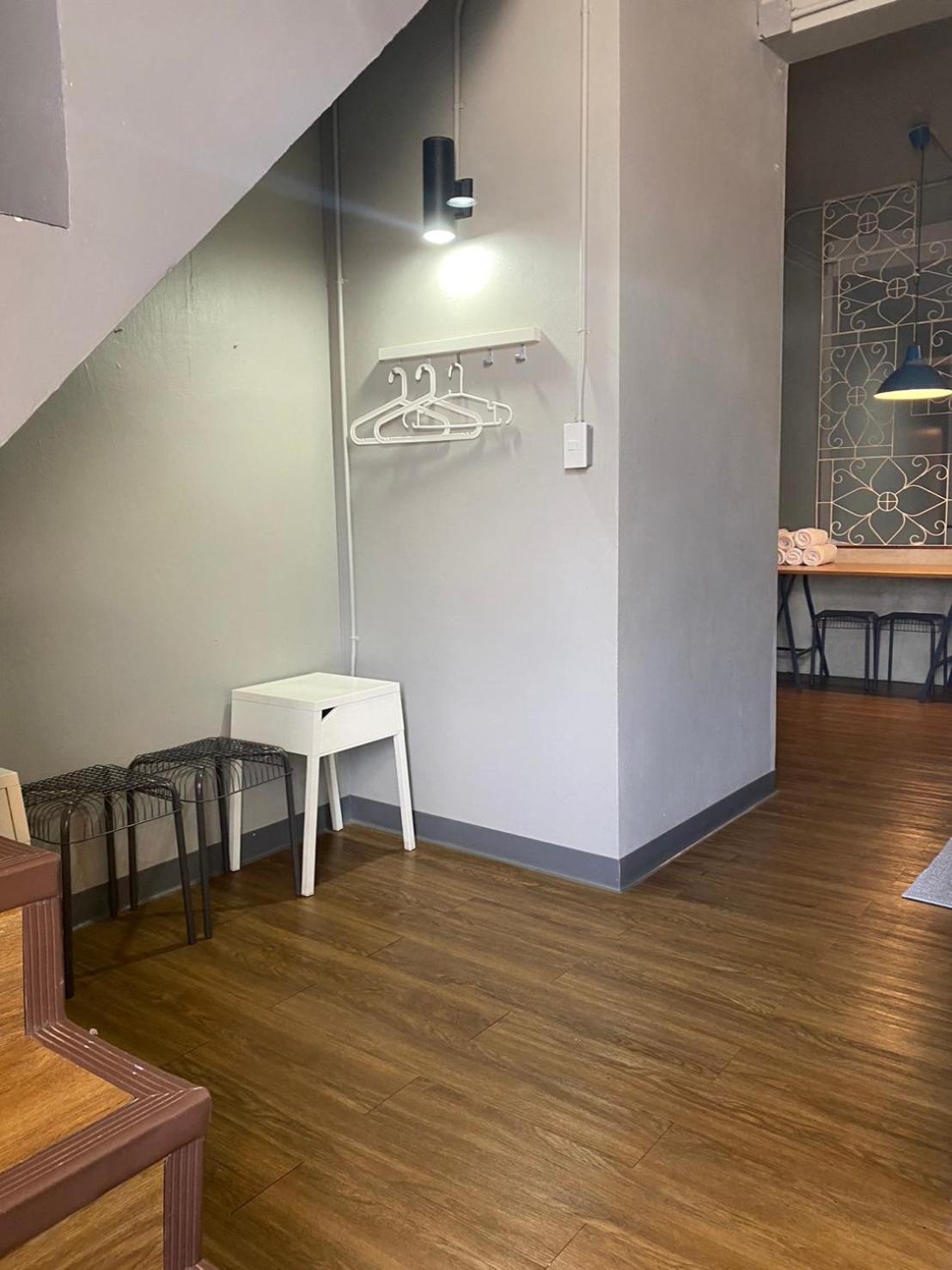 Yaksa Private Hostel Bangkok Bagian luar foto