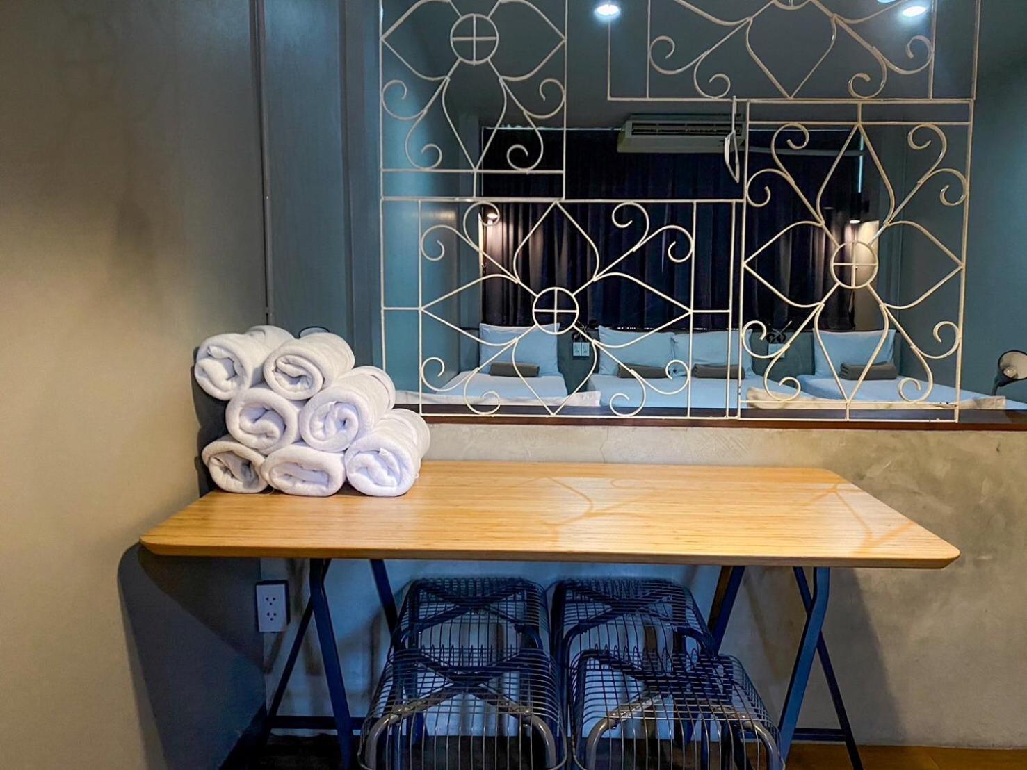 Yaksa Private Hostel Bangkok Bagian luar foto