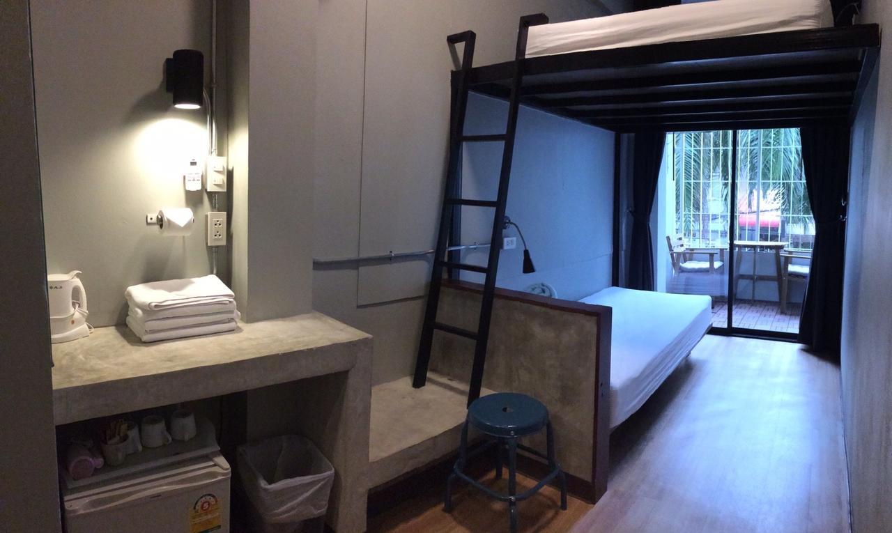 Yaksa Private Hostel Bangkok Bagian luar foto