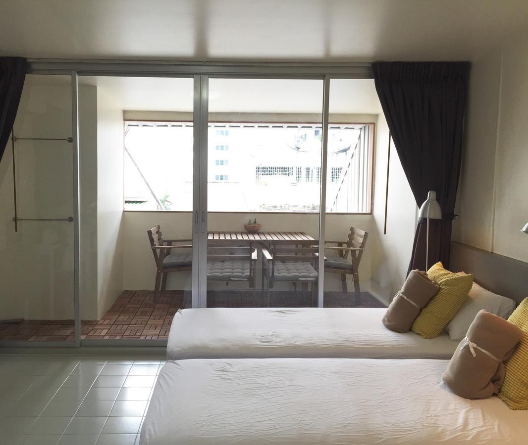 Yaksa Private Hostel Bangkok Bagian luar foto