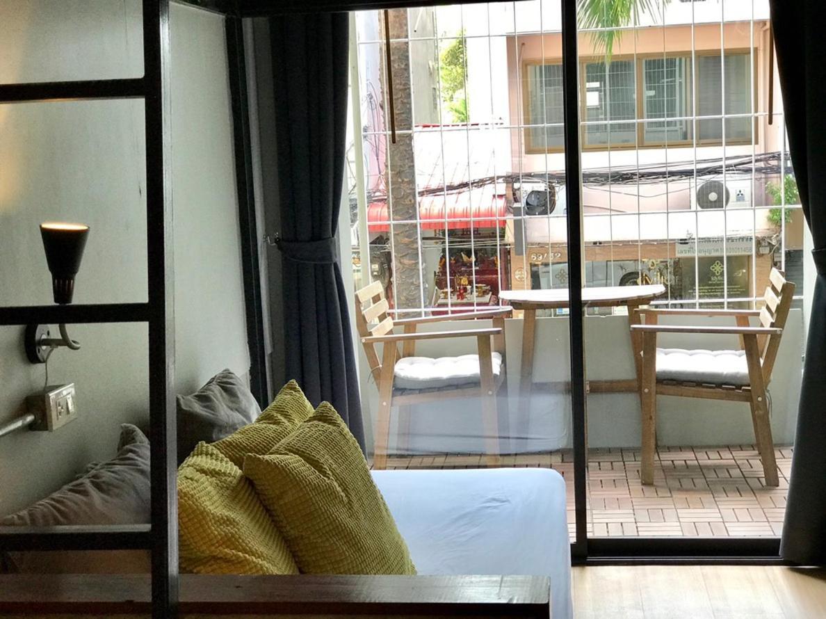 Yaksa Private Hostel Bangkok Bagian luar foto