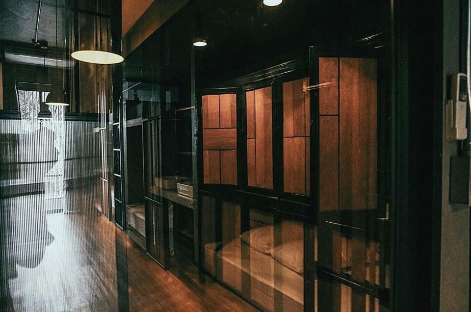 Yaksa Private Hostel Bangkok Bagian luar foto